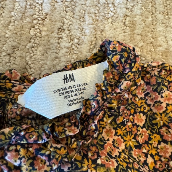 Floral Long Sleeve Dress - Picture 5 of 5